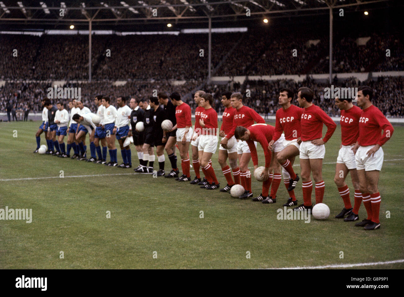 soccer-world-cup-england-66-third-place-play-off-portugal-v-ussr-wembley-G8P9P1.jpg